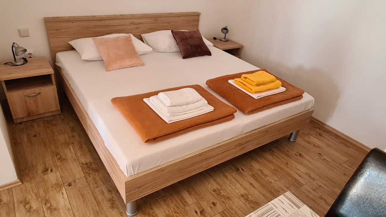 Apartments Kust Млини Екстер'єр фото