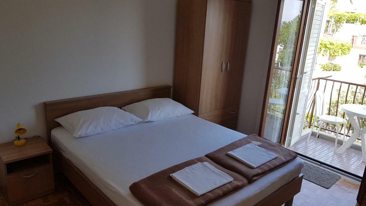 Apartments Kust Млини Екстер'єр фото