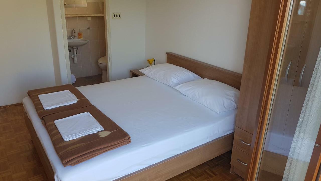 Apartments Kust Млини Екстер'єр фото