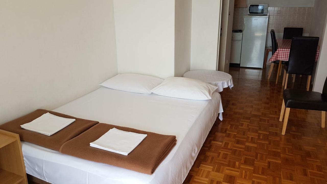 Apartments Kust Млини Екстер'єр фото